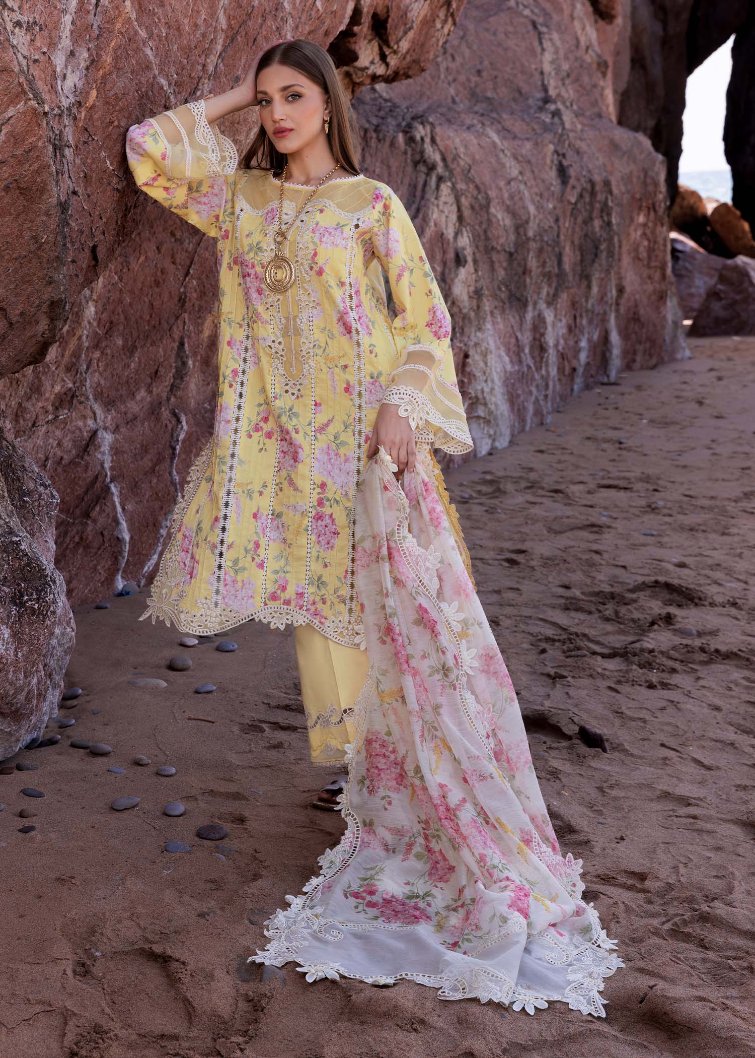 Luxury Printed Lawn Embroidered 3 Piece Suit