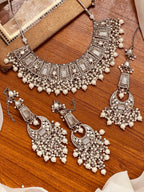Elaborate Ruby, Emerald, and Pearl Heritage Set